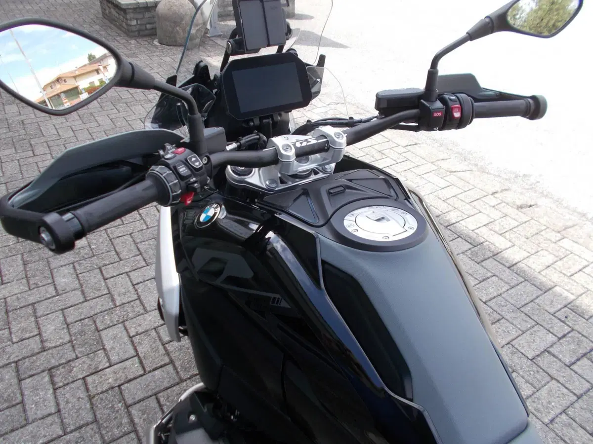 Bmw R 1300 GS Triple Black (2023 - 26) (6)