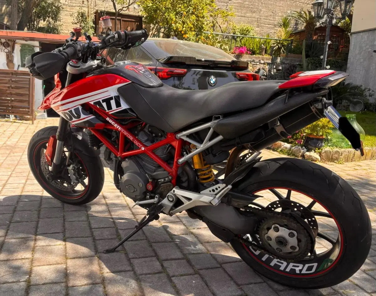 Ducati Hypermotard 1100 (2007 - 09) (3)