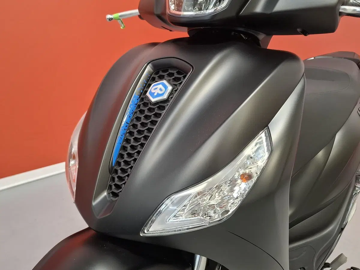 Piaggio Medley 200 S (2025 - 26) (8)