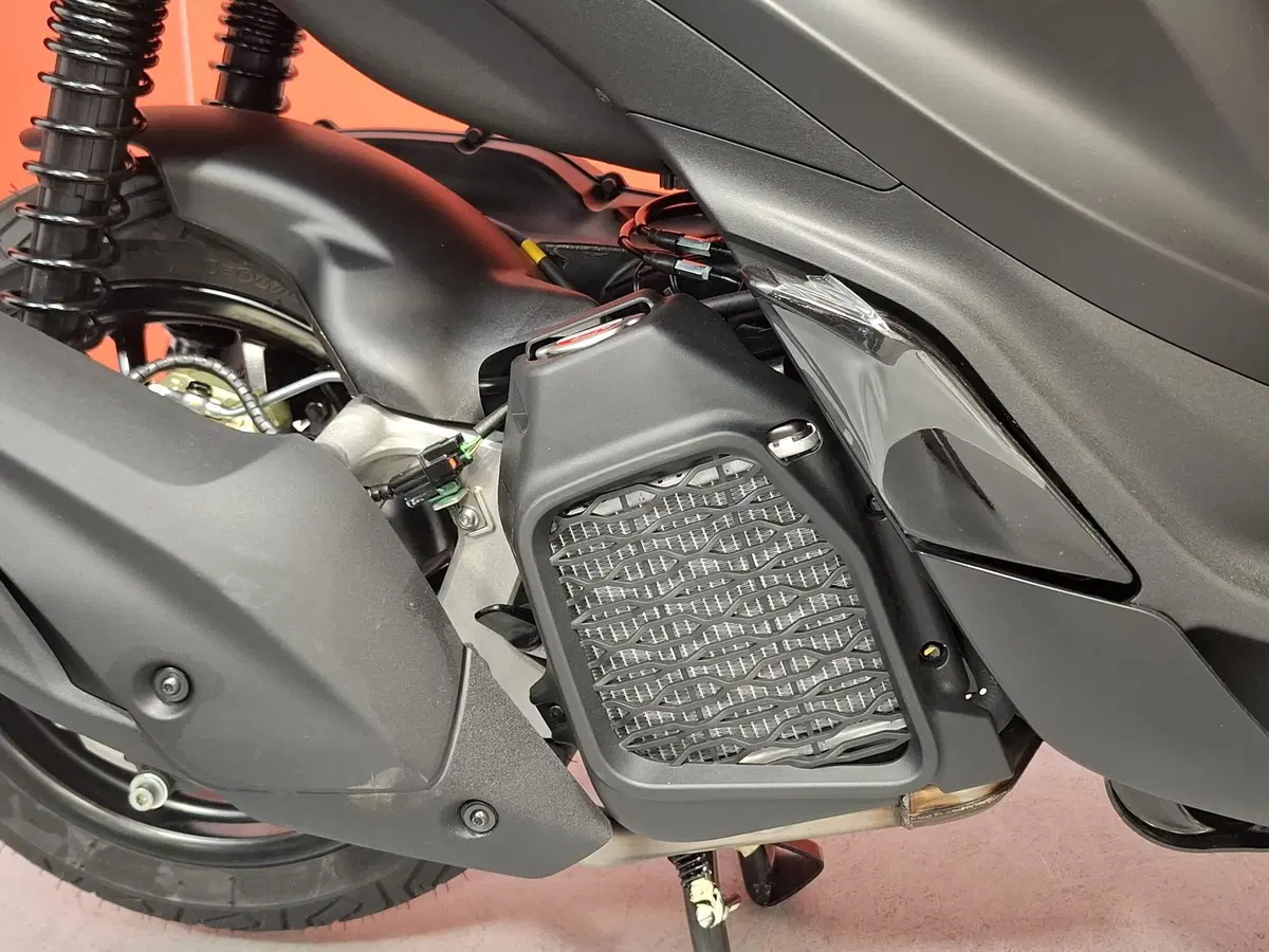 Piaggio Medley 200 S (2025 - 26) (10)