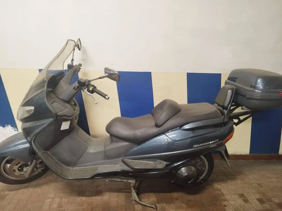 Suzuki Burgman (3)