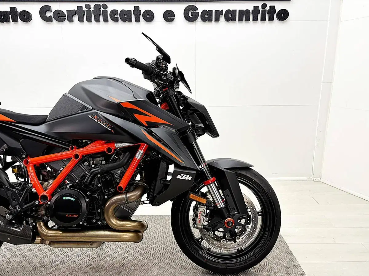 KTM 1390 Super Duke R (2024 - 26) (10)