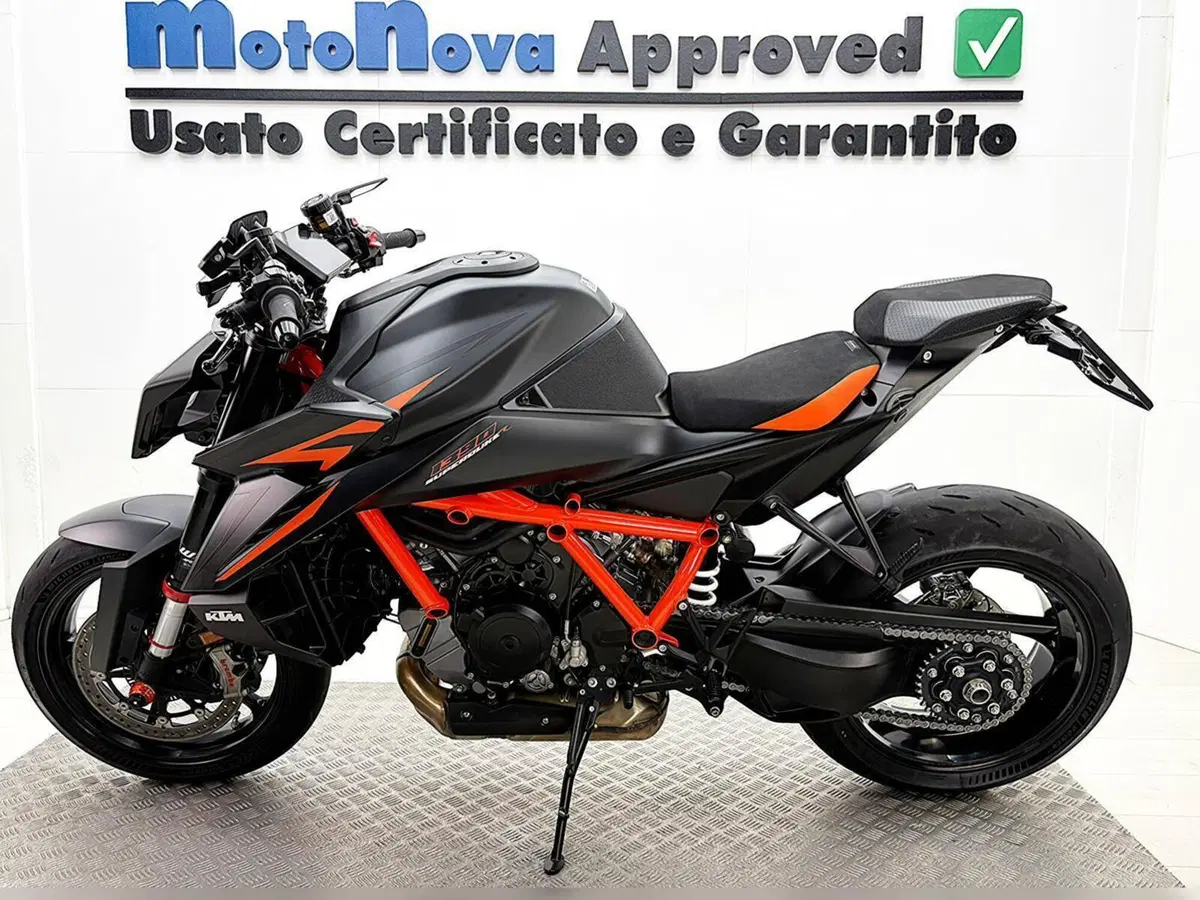 KTM 1390 Super Duke R (2024 - 26) (2)