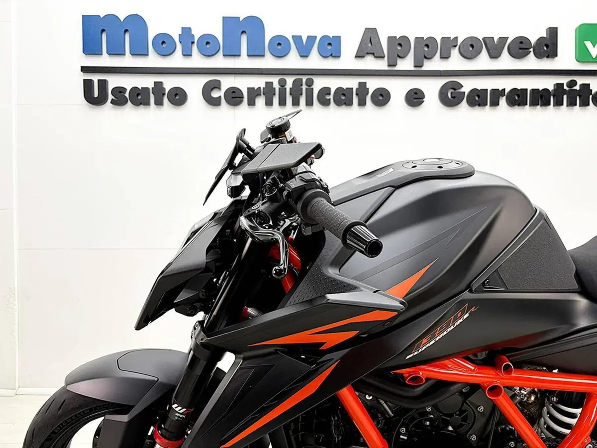 KTM 1390 Super Duke R (2024 - 26) (15)