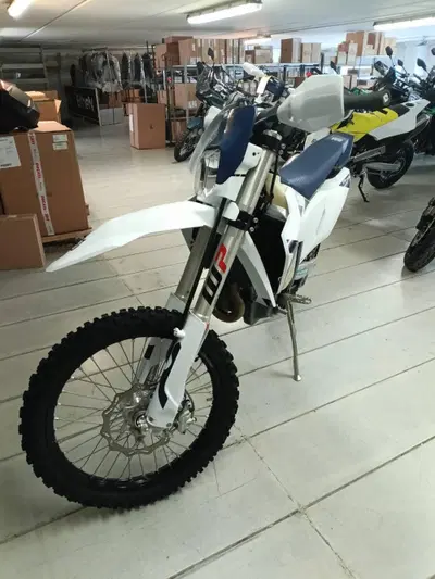 Husqvarna FE 450 (2026) usata