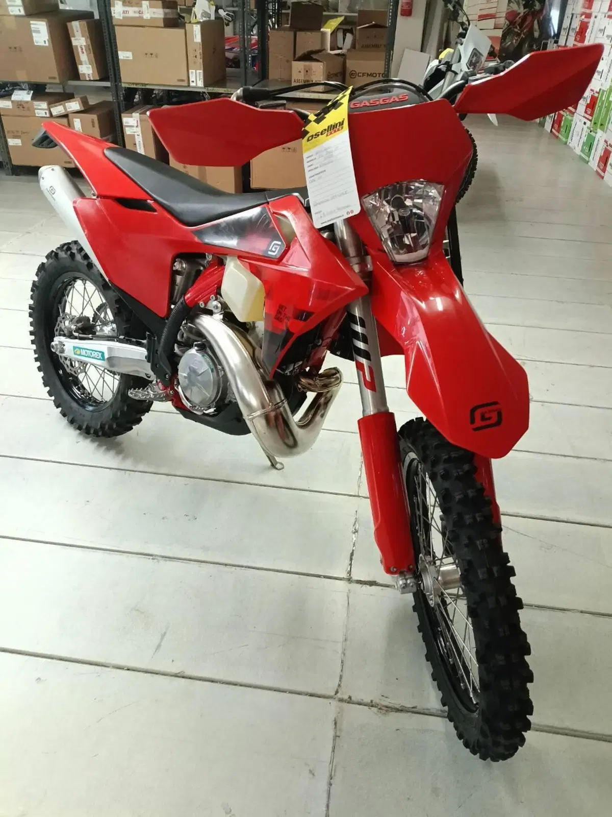 GASGAS EC 300 (2026) (5)