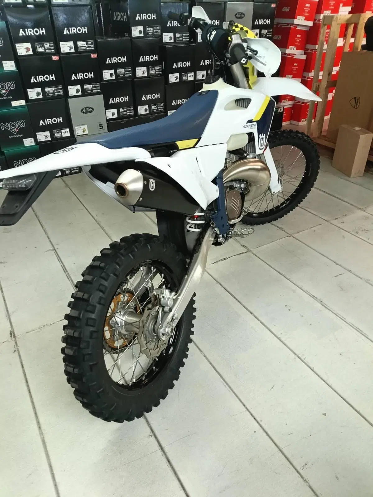 Husqvarna TE 250 (2025) (3)