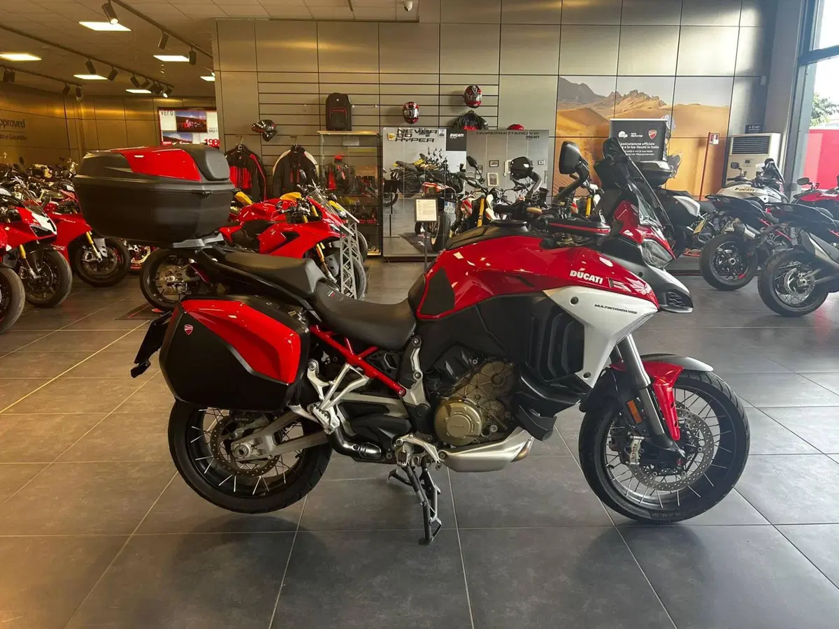 Ducati Multistrada V4 S (2021 - 24) (2)