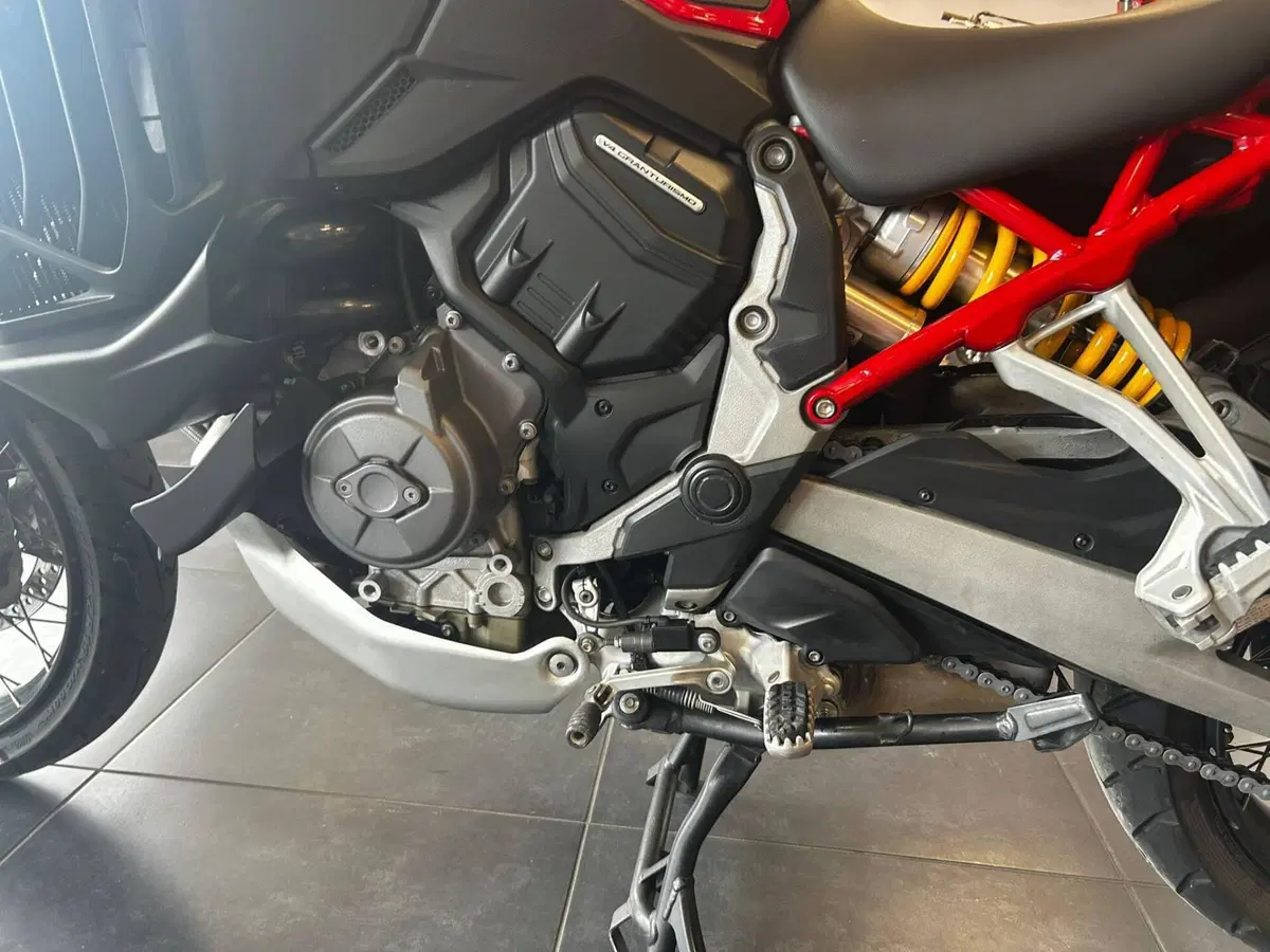 Ducati Multistrada V4 S (2021 - 24) (11)