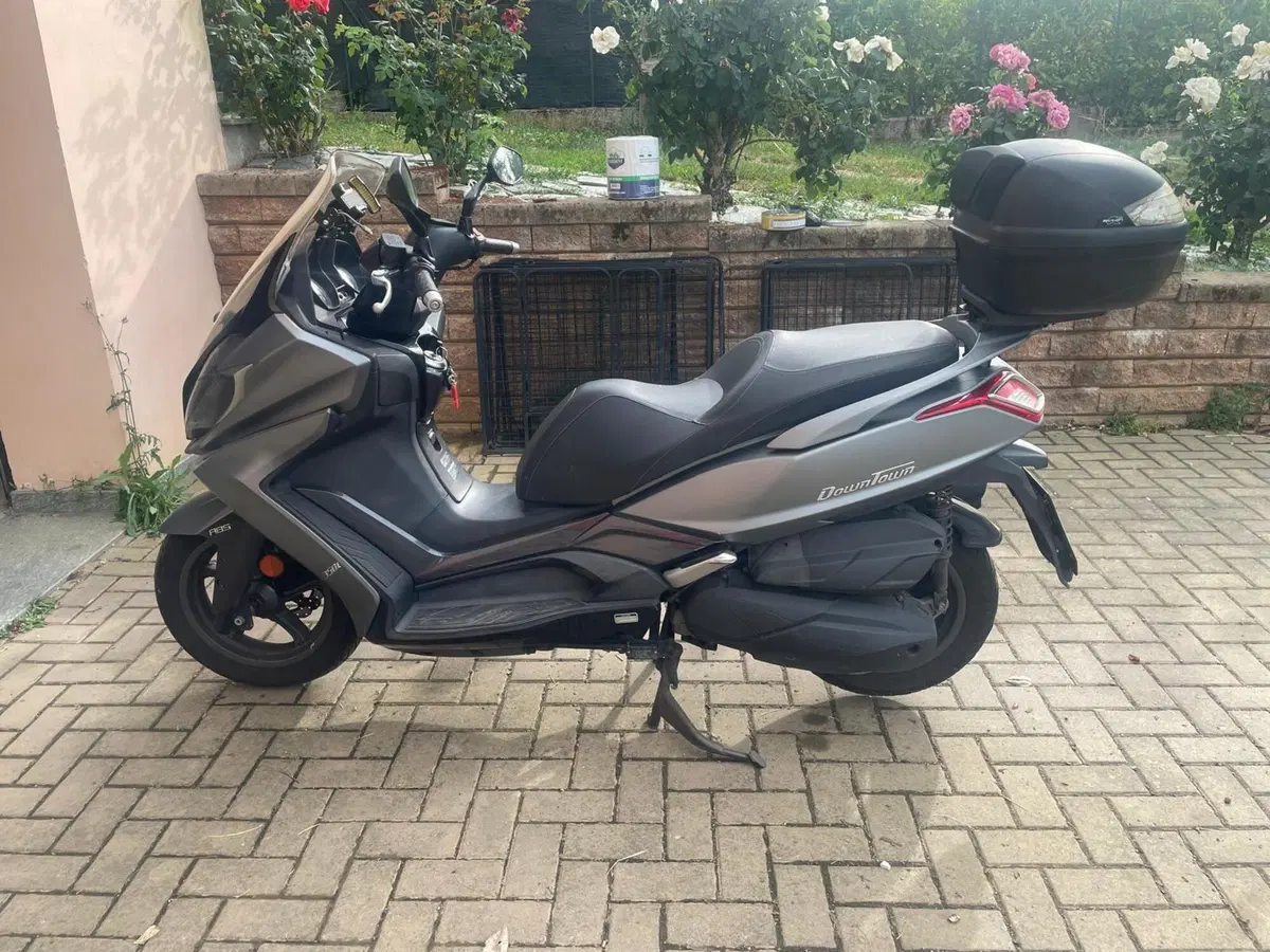 Kymco Downtown 350i ABS (2015 - 17) (2)