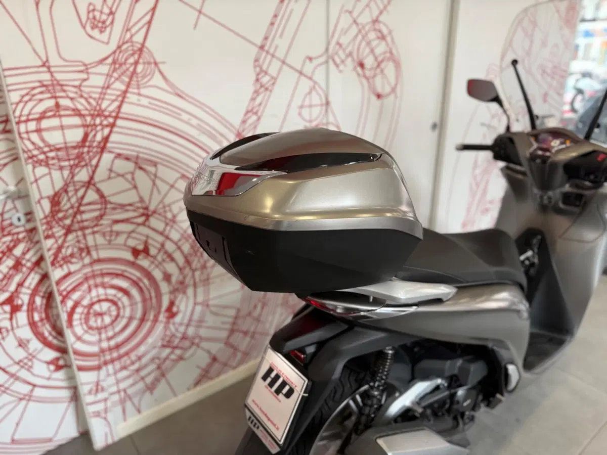 Honda SH 350 (2021 - 24) (12)