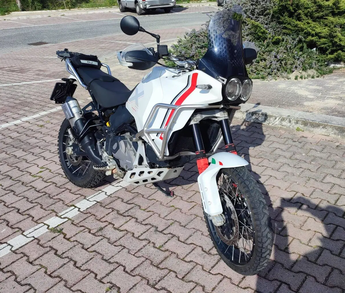 Ducati DesertX (2022 - 25)