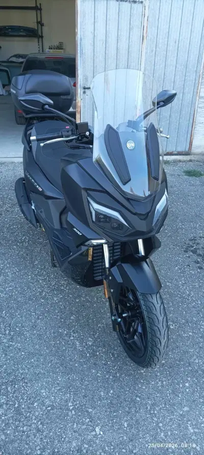 Sym Joyride 300 (2026) usata