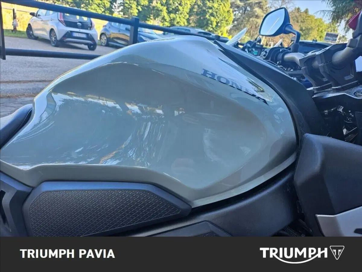 Honda CB 650 R (2024 - 25) (11)