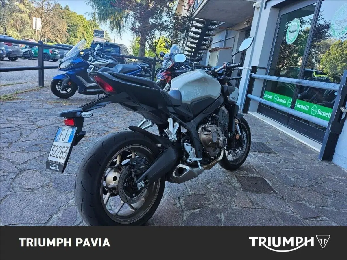 Honda CB 650 R (2024 - 25) (6)
