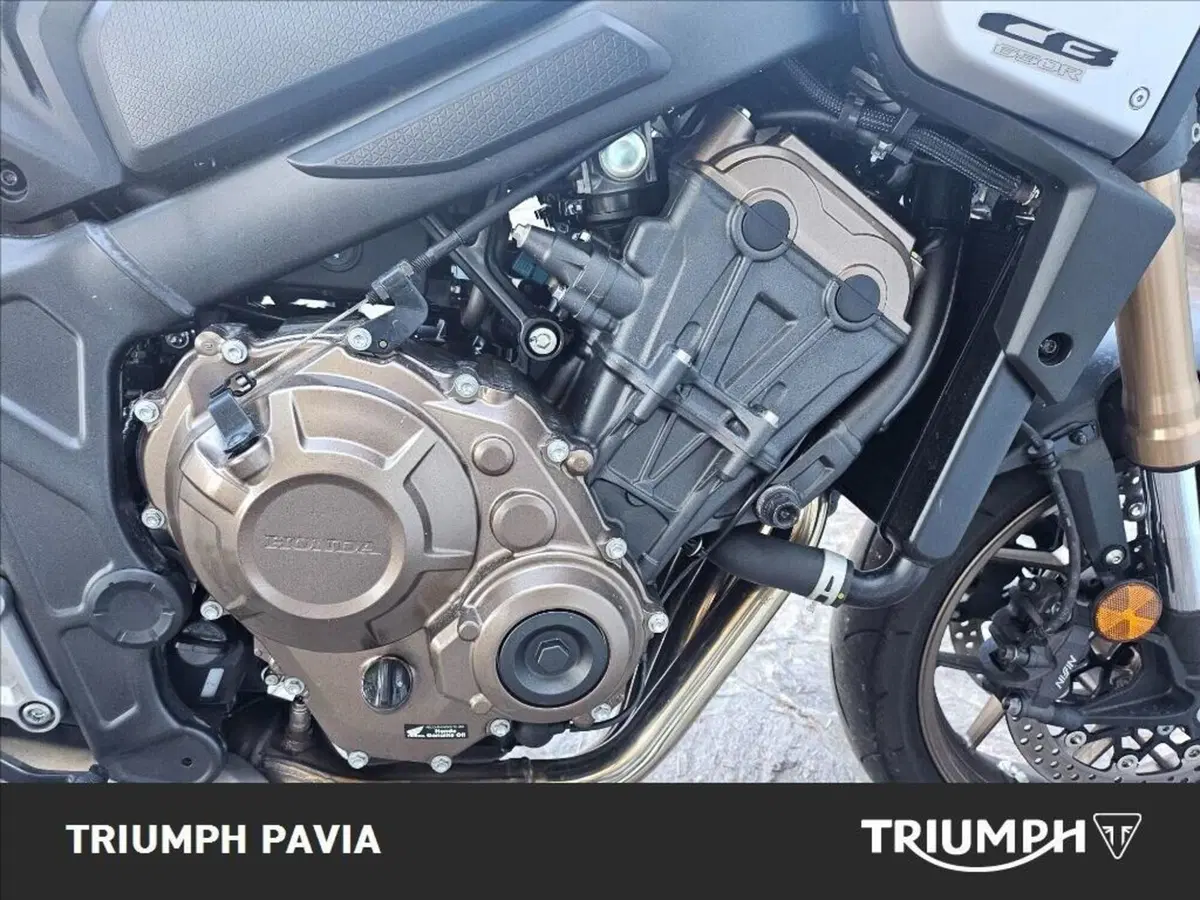 Honda CB 650 R (2024 - 25) (12)