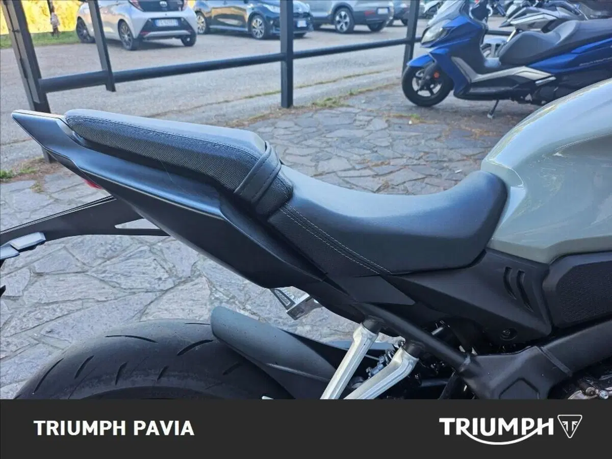 Honda CB 650 R (2024 - 25) (13)