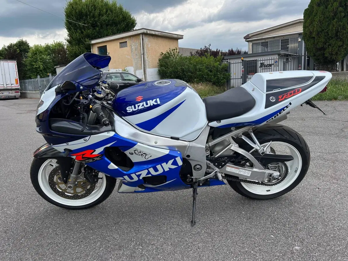 Suzuki GSX R 750 (1999 - 03) (5)