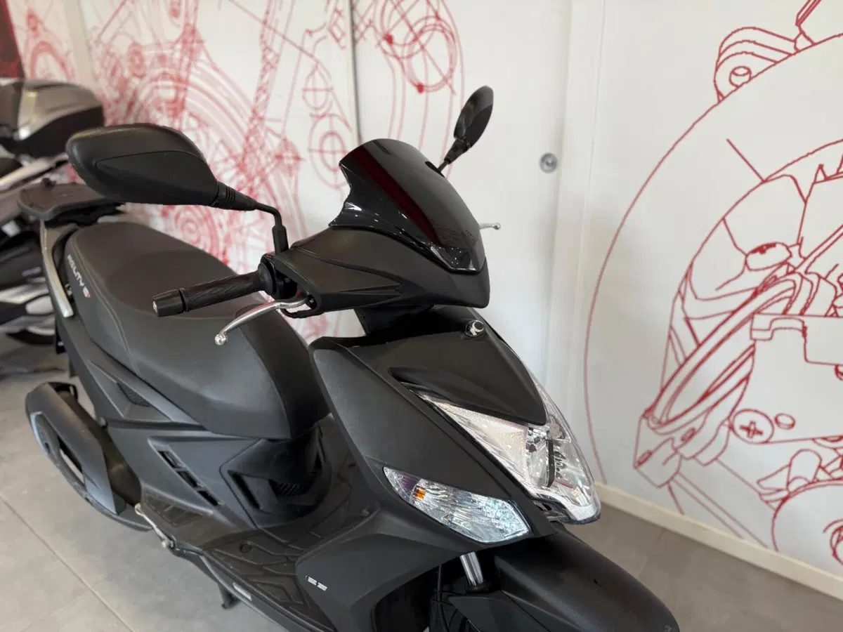Kymco Agility 125 R16 Power Up (2021 - 26) (10)