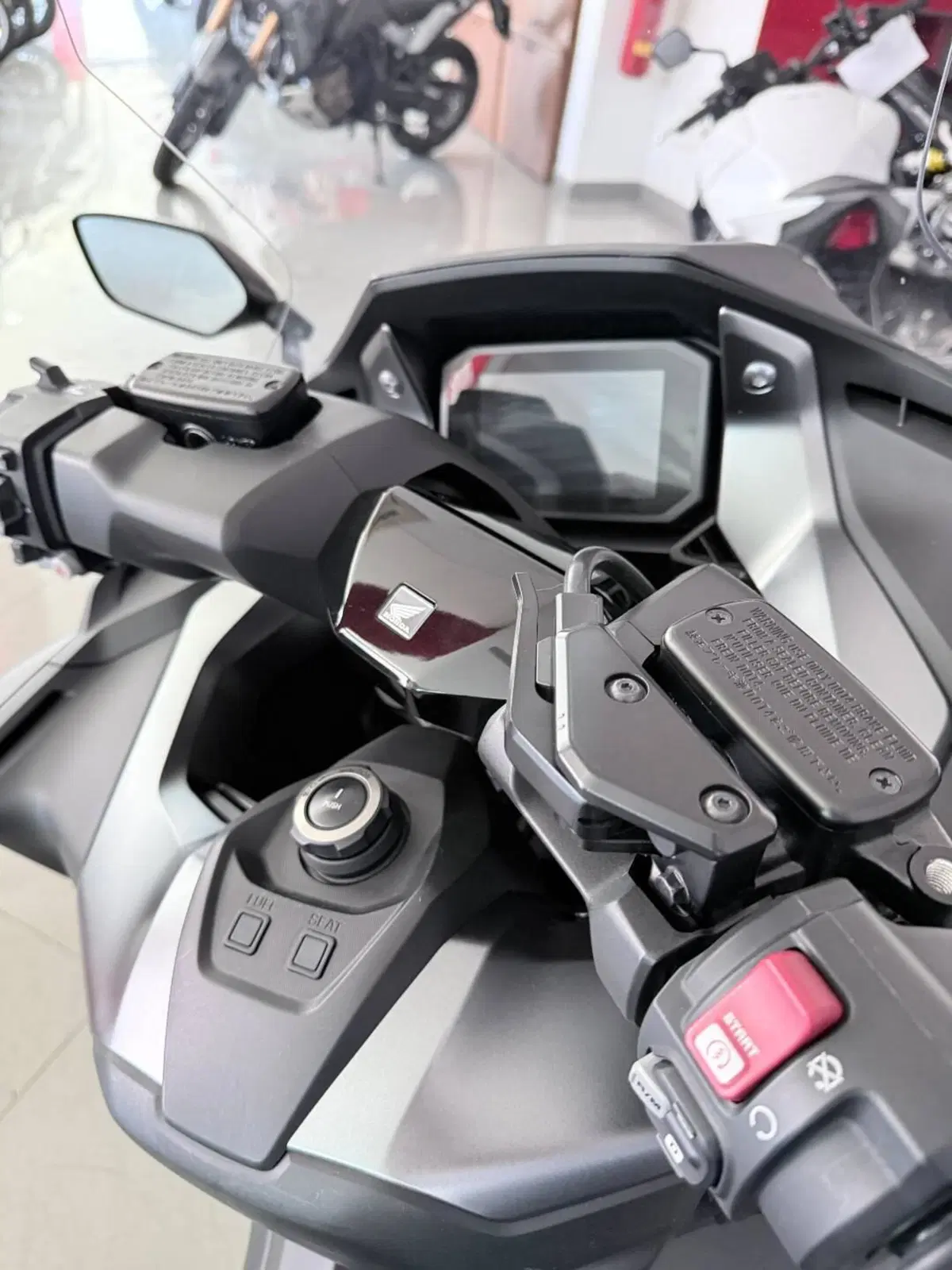 Honda Forza 750 DCT (2021 - 24) (2)