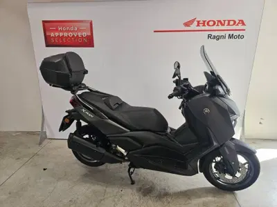 Yamaha X-Max 300 (2021 - 24) usata