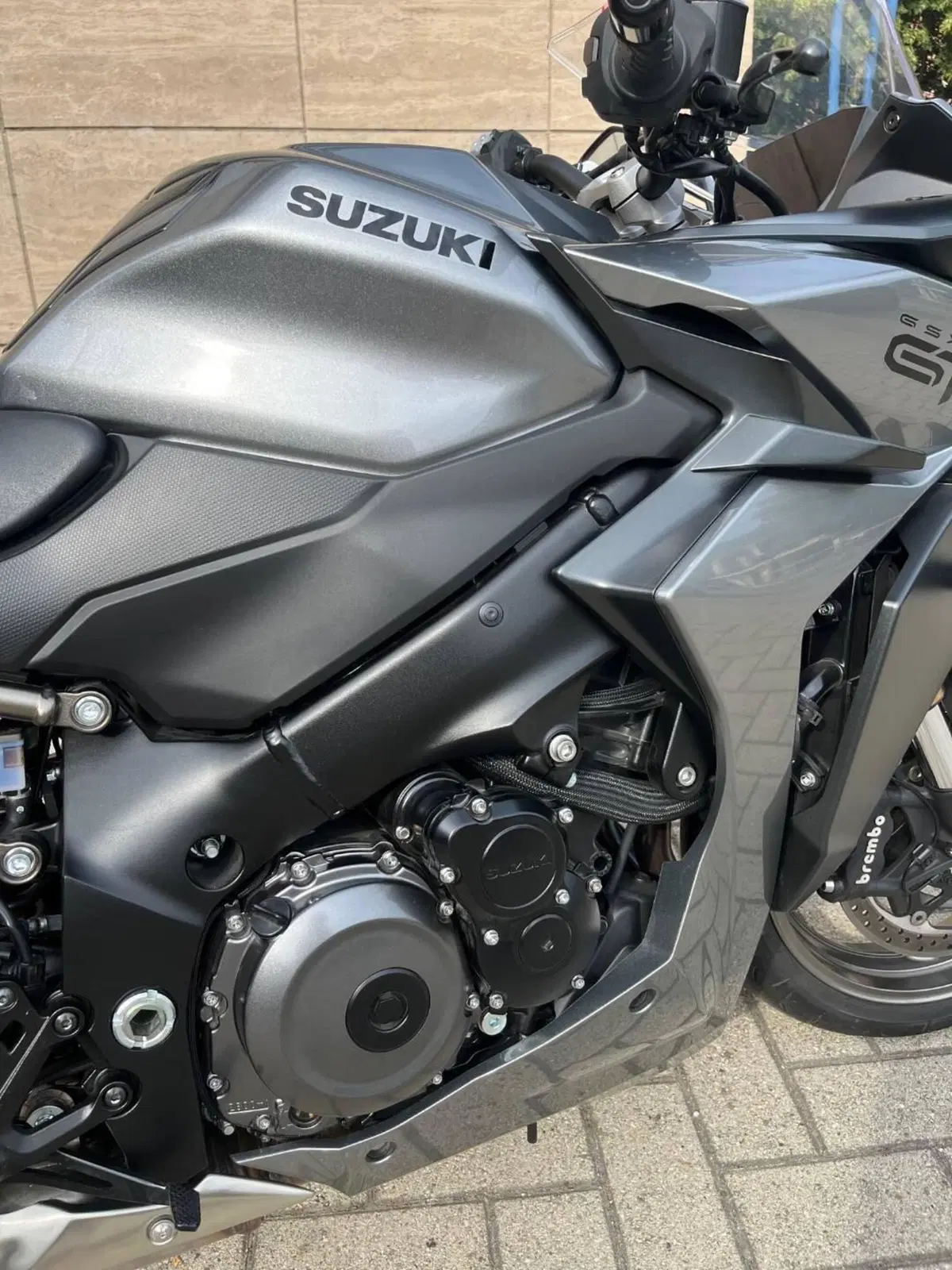 Suzuki GSX-S1000GT (2025 - 26) (8)