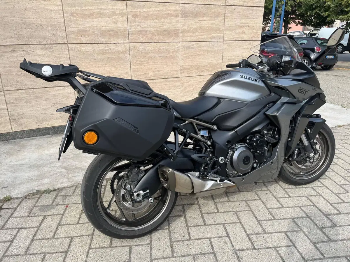 Suzuki GSX-S1000GT (2025 - 26) (3)
