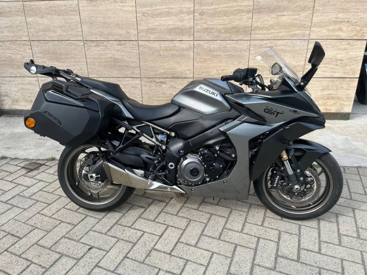Suzuki GSX-S1000GT (2025 - 26) (4)