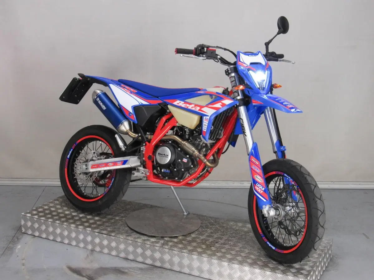 Betamotor RR 125 4T Motard R (2023 - 24) (3)