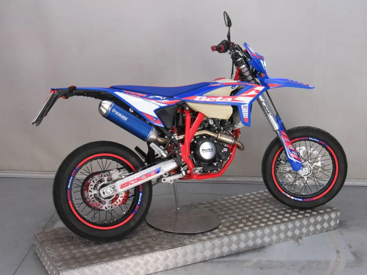 Betamotor RR 125 4T Motard R (2023 - 24) (7)
