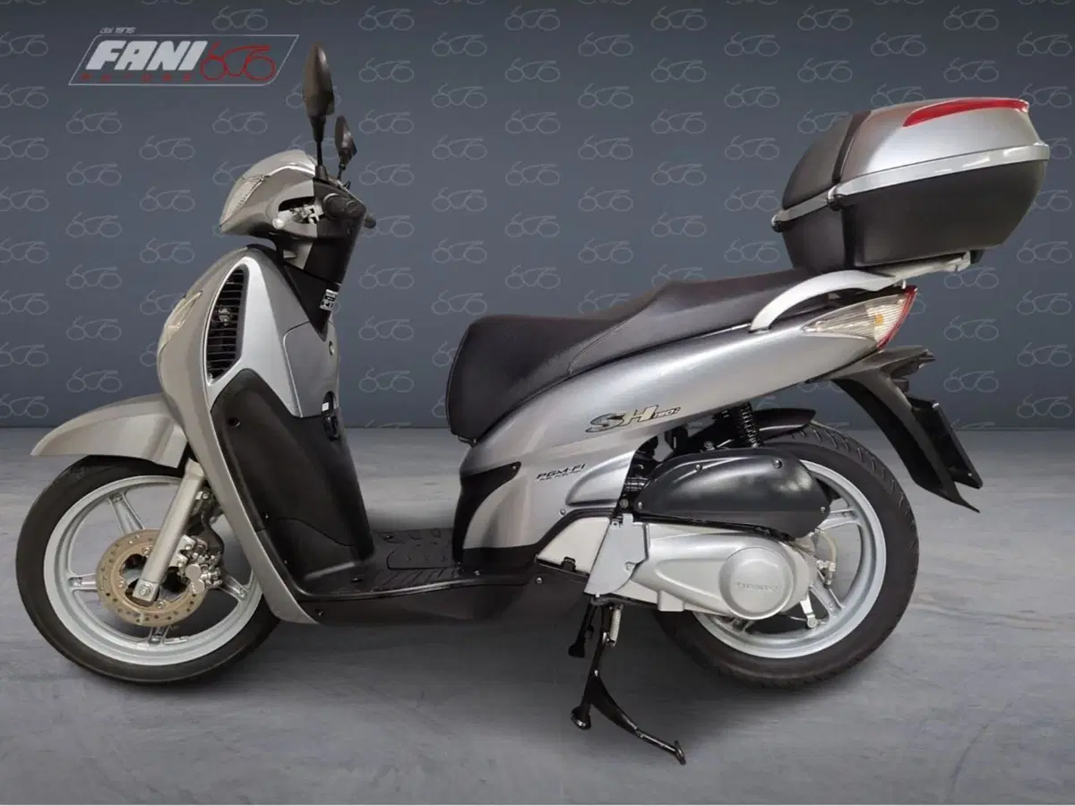 Honda SH 150i (2005 - 08) (3)
