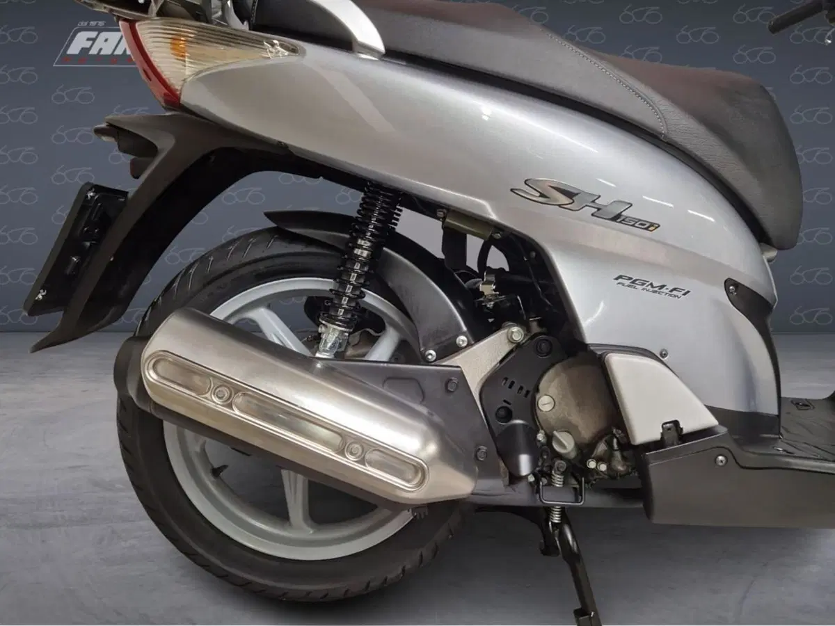 Honda SH 150i (2005 - 08) (5)