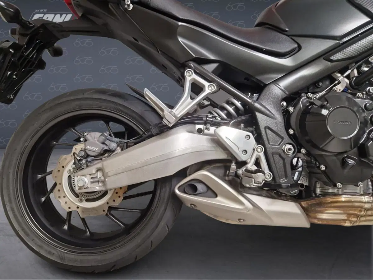 Honda CB 650 F ABS (2014 - 17) (6)