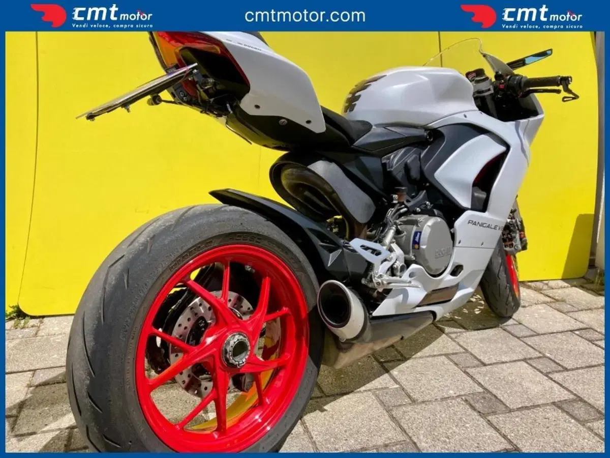 Ducati Panigale V2 (2021 - 24) (4)