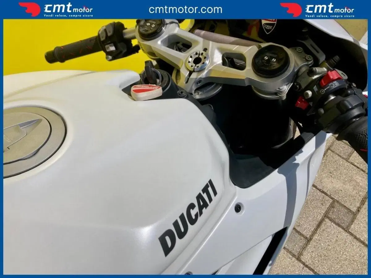 Ducati Panigale V2 (2021 - 24) (8)