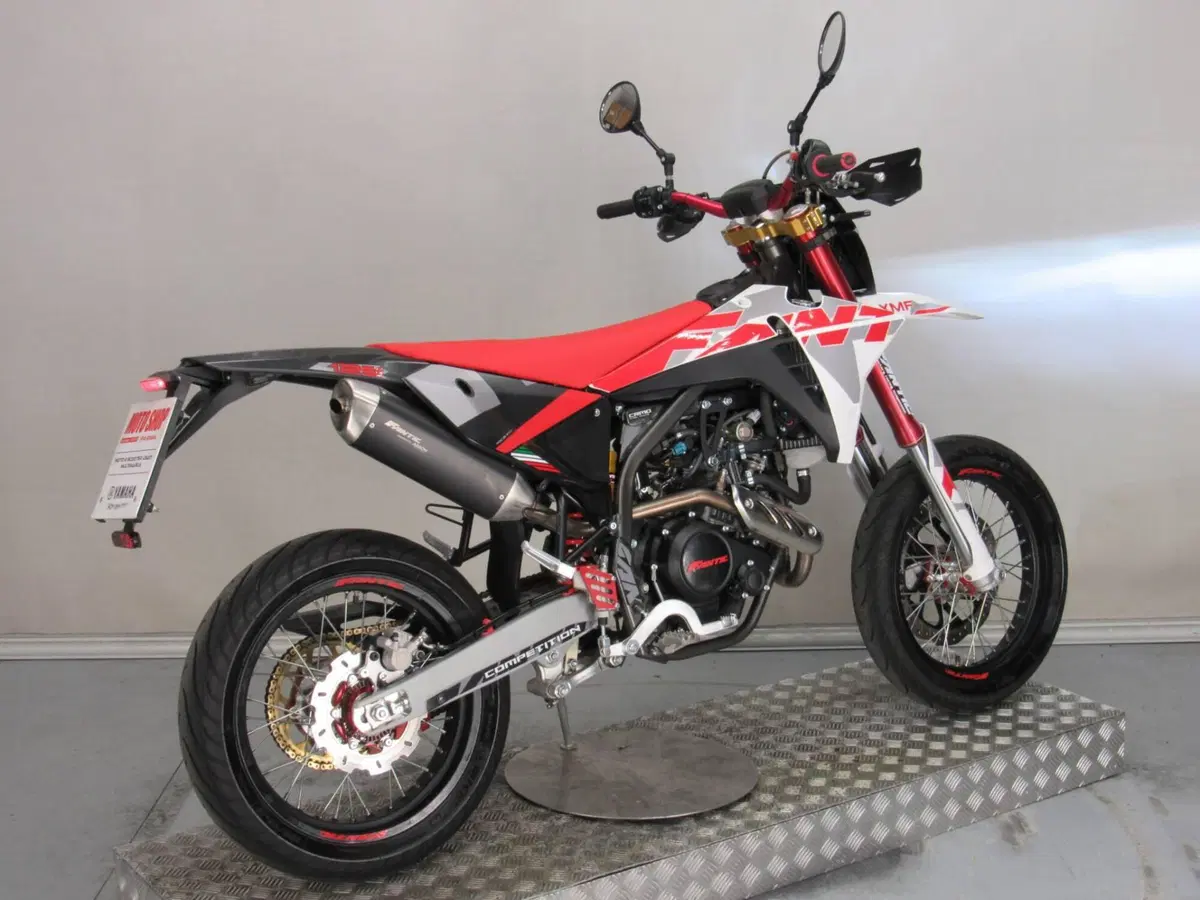 Fantic Motor XMF 125 Competition (2025 - 26) (7)