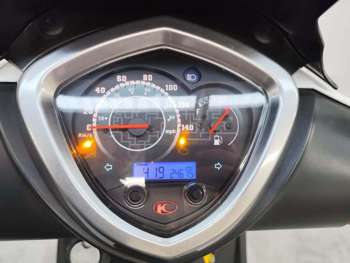 Kymco Agility 150i R16 + ABS (2017 - 20) (7)