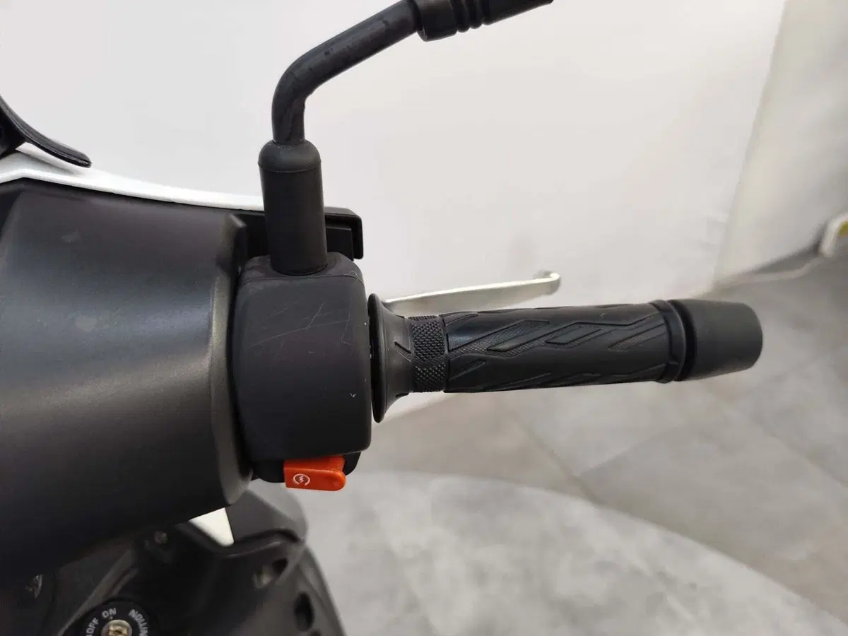 Kymco Agility 150i R16 + ABS (2017 - 20) (11)