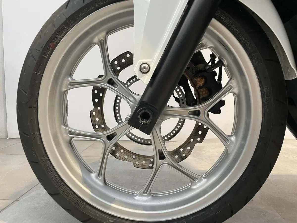 Honda Integra 700 (2011 - 13) (14)