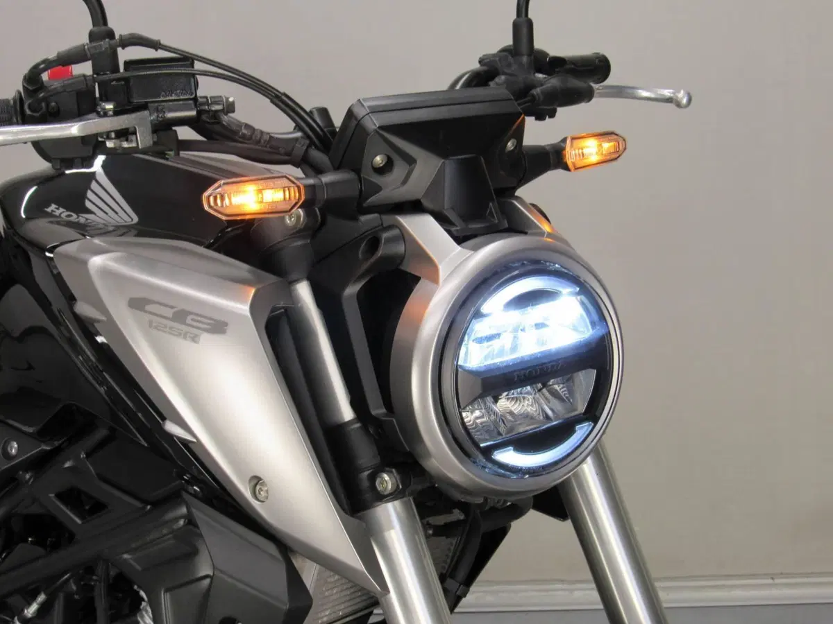 Honda CB 125 R (2018 - 20) (11)