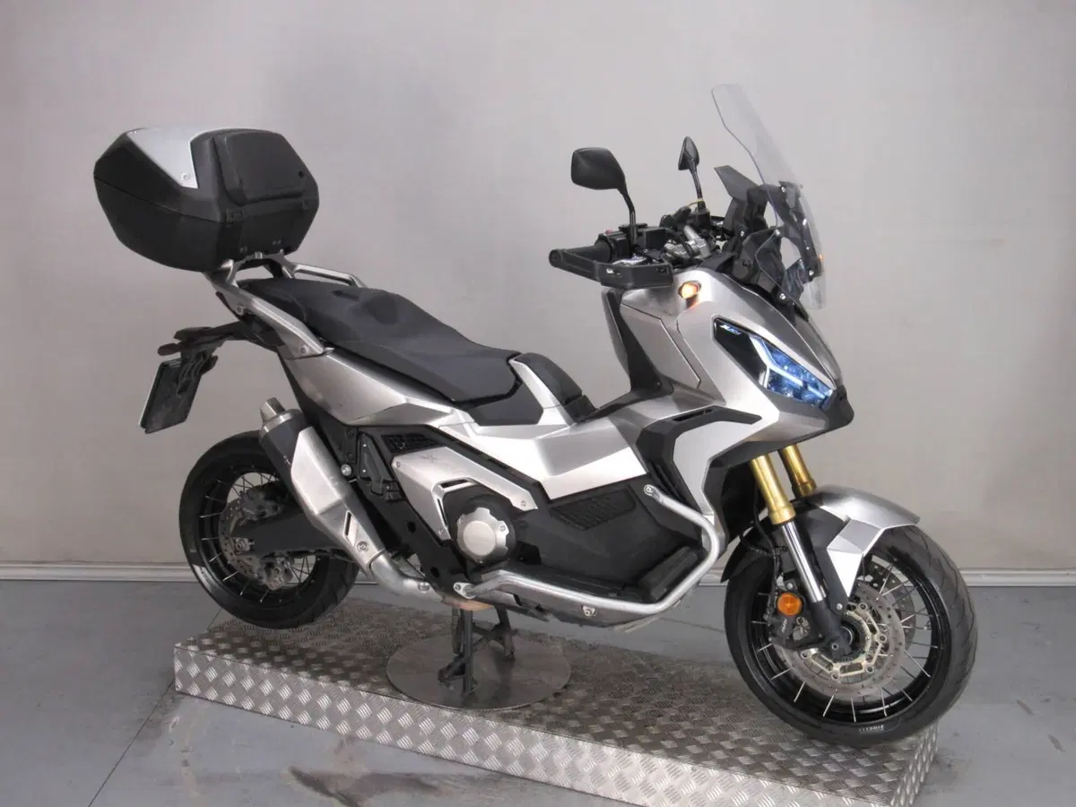 Honda X-ADV 750 DCT (2021 - 24) (3)