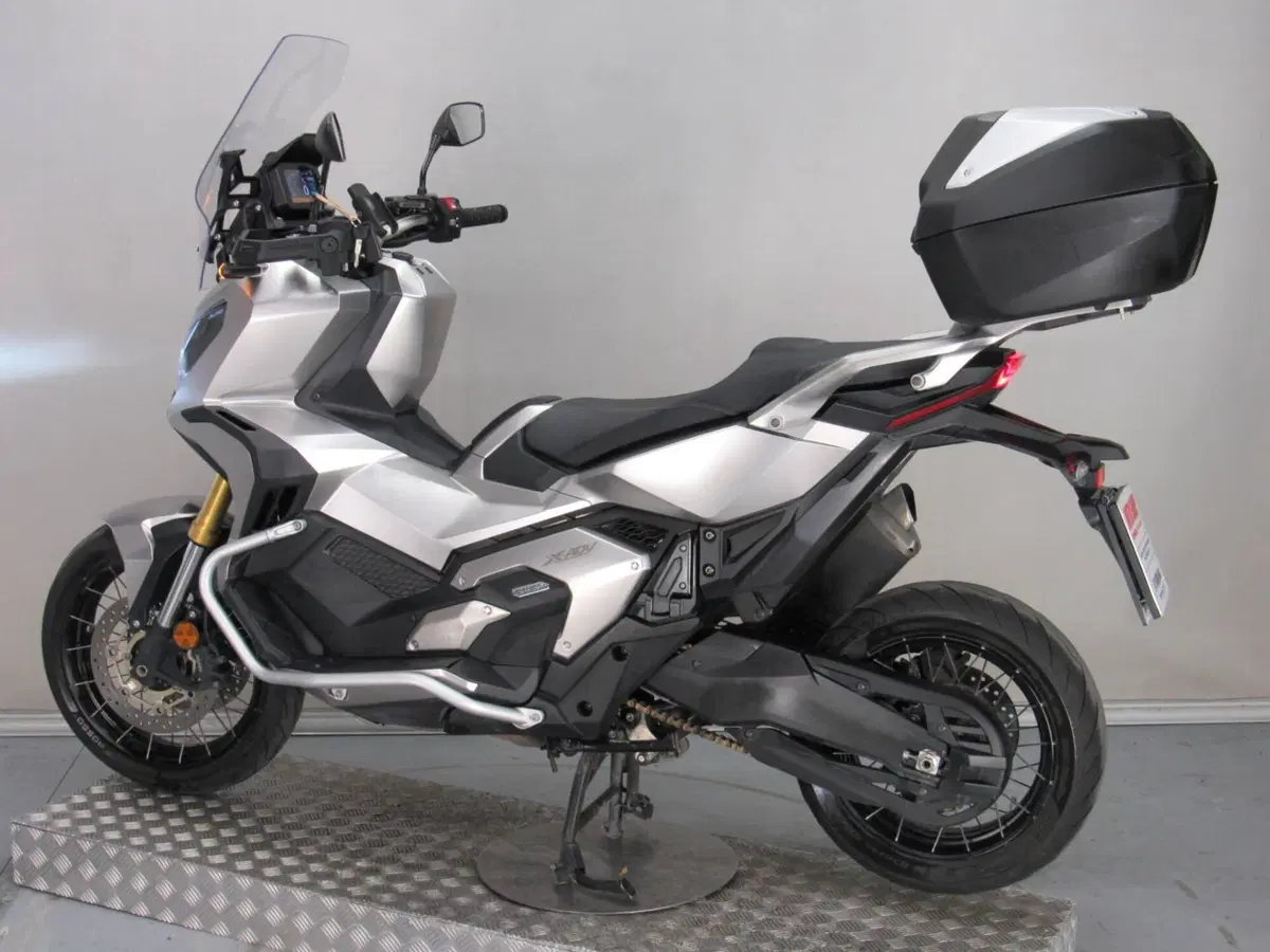 Honda X-ADV 750 DCT (2021 - 24) (5)