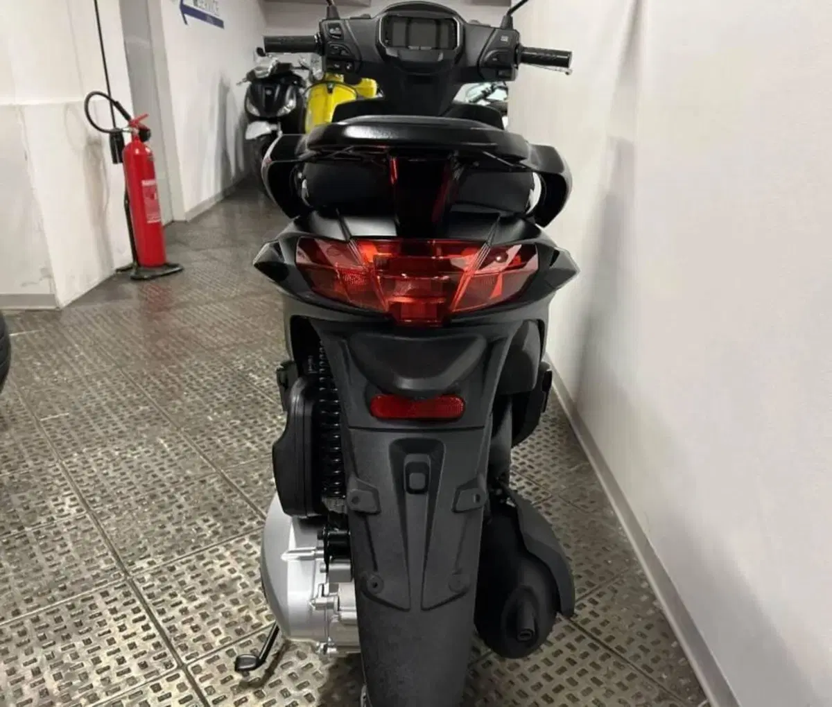 Piaggio Liberty 150 S (2025 - 26) (6)