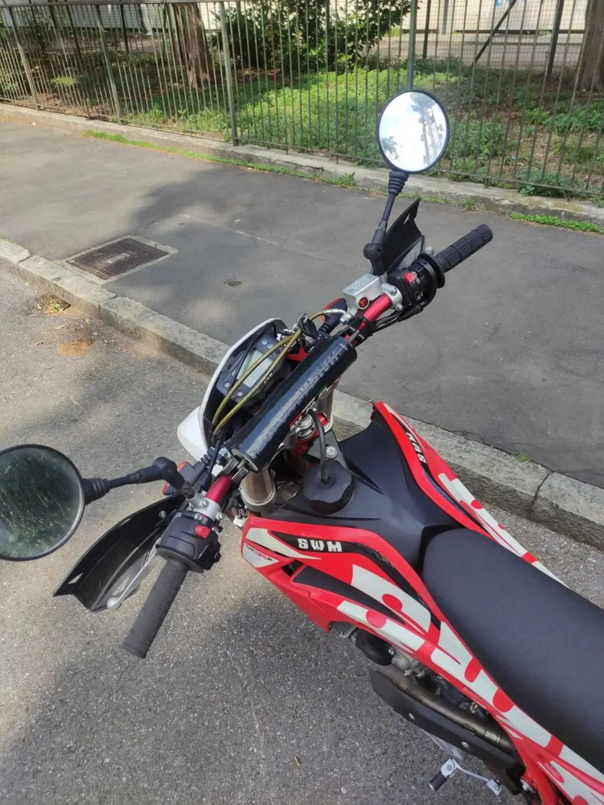 Swm SM 125 R (2017 - 20) (3)