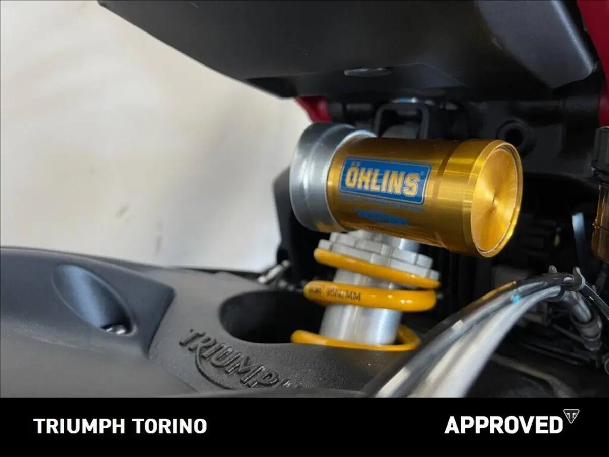 Triumph Street Triple 765 RX (2026) (3)