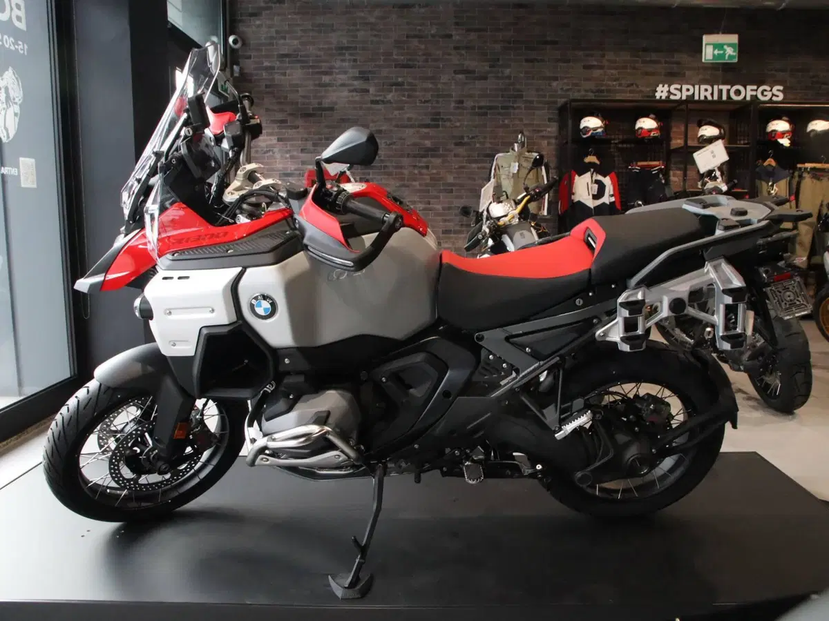 Bmw R 1300 GS Adventure (2025 - 26) (2)