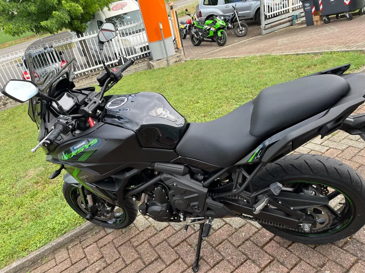 Kawasaki Versys 650 (2025 - 26) (9)