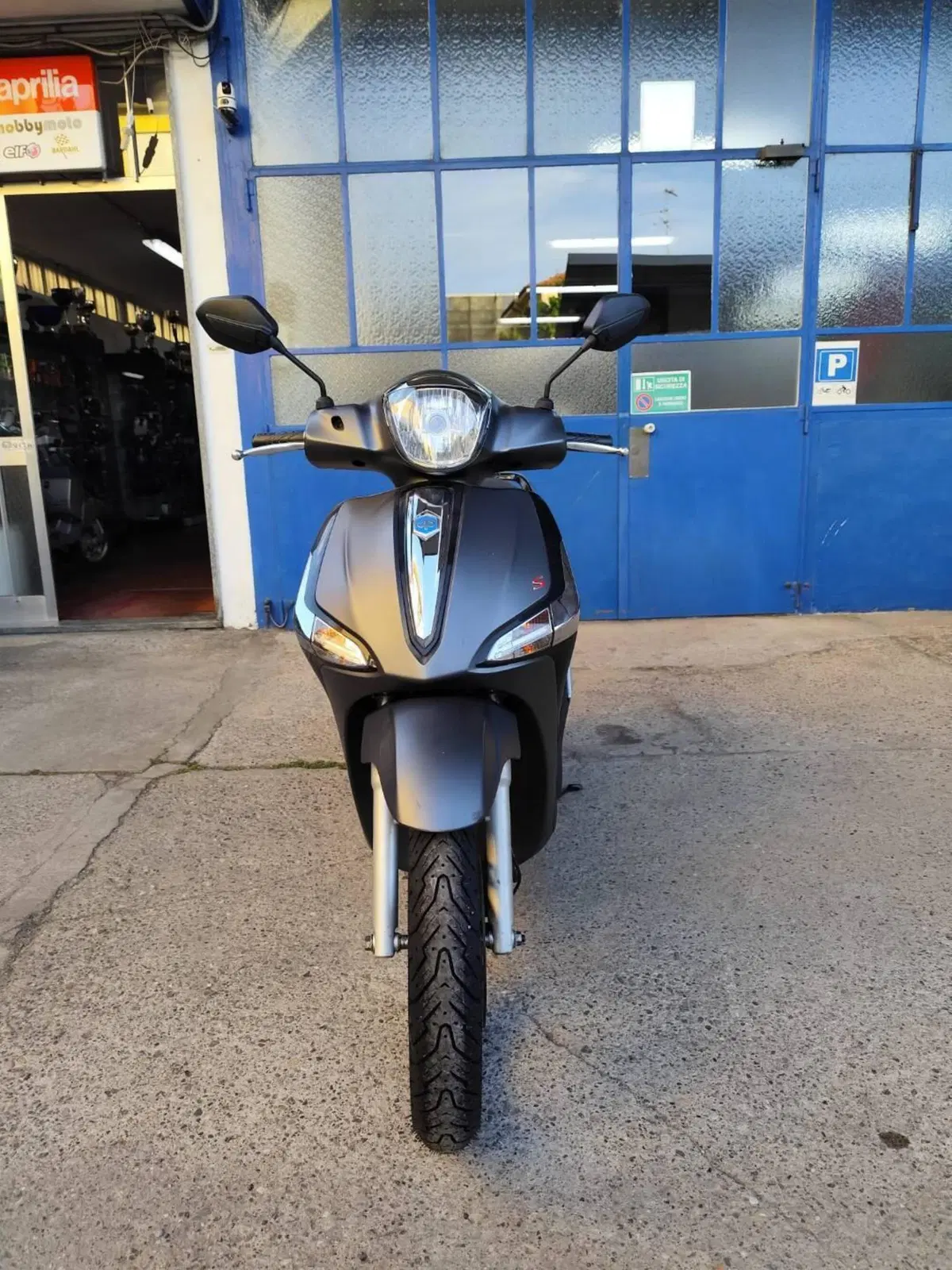 Piaggio Liberty 50 S i-get (2016 - 18) (3)