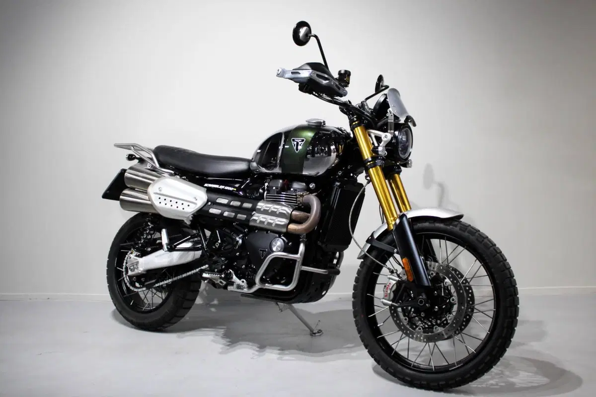 Triumph Scrambler 1200 XE Chrome Edition (2023) (2)