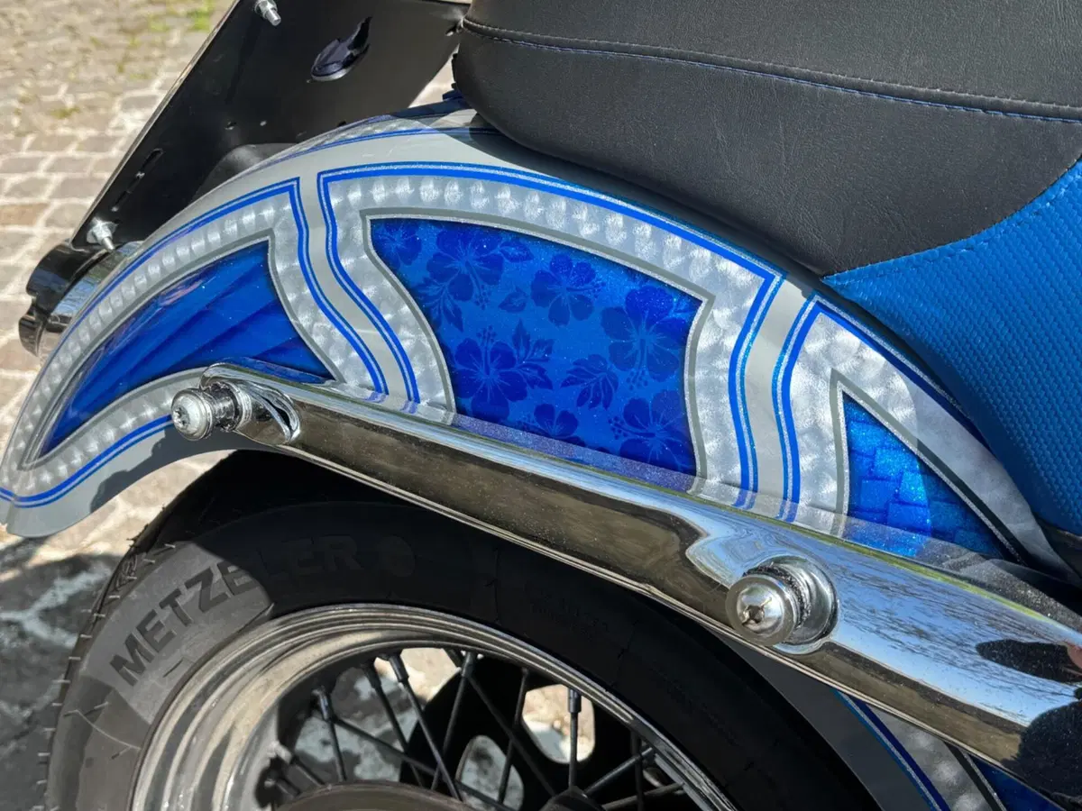 Harley-Davidson 1450 Super Glide Custom (2005 - 06) - FXDCI (4)
